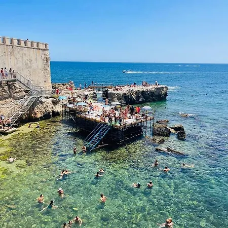 Casa Nando - One Bed With Private Bathroom & Free Wi-fi Syracuse