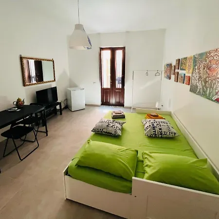 Apartmán Casa Nando - One Bed With Private Bathroom & Free Wi-fi Syracuse